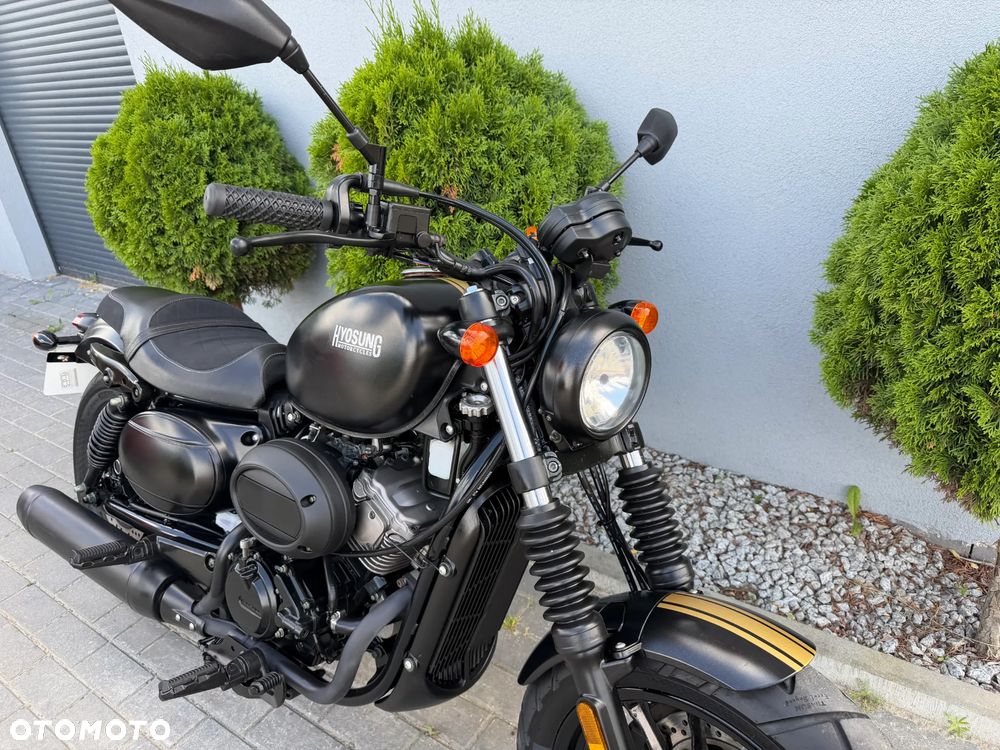 Hyosung GV - 10