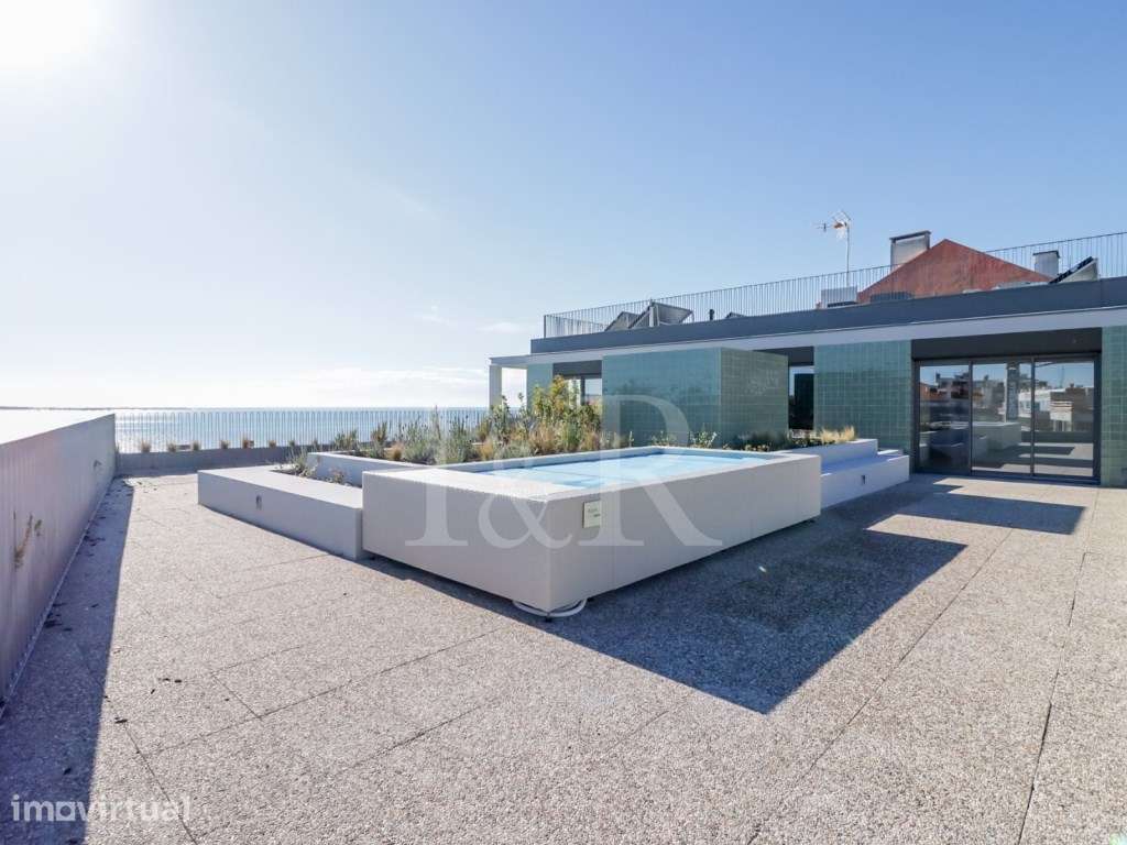 Penthouse T4+1 com terraço, piscina e vista rio no Dafundo, Oeiras - Grande imagem: 2/60