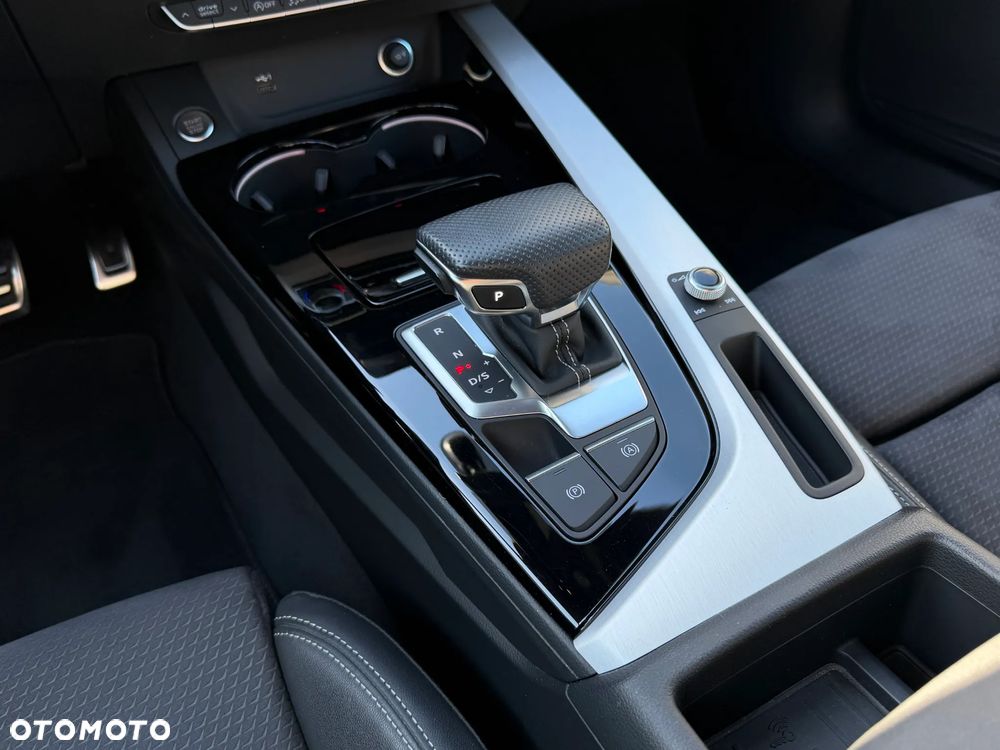Audi A4 Avant 40 TFSI mHEV S Line S tronic - 8