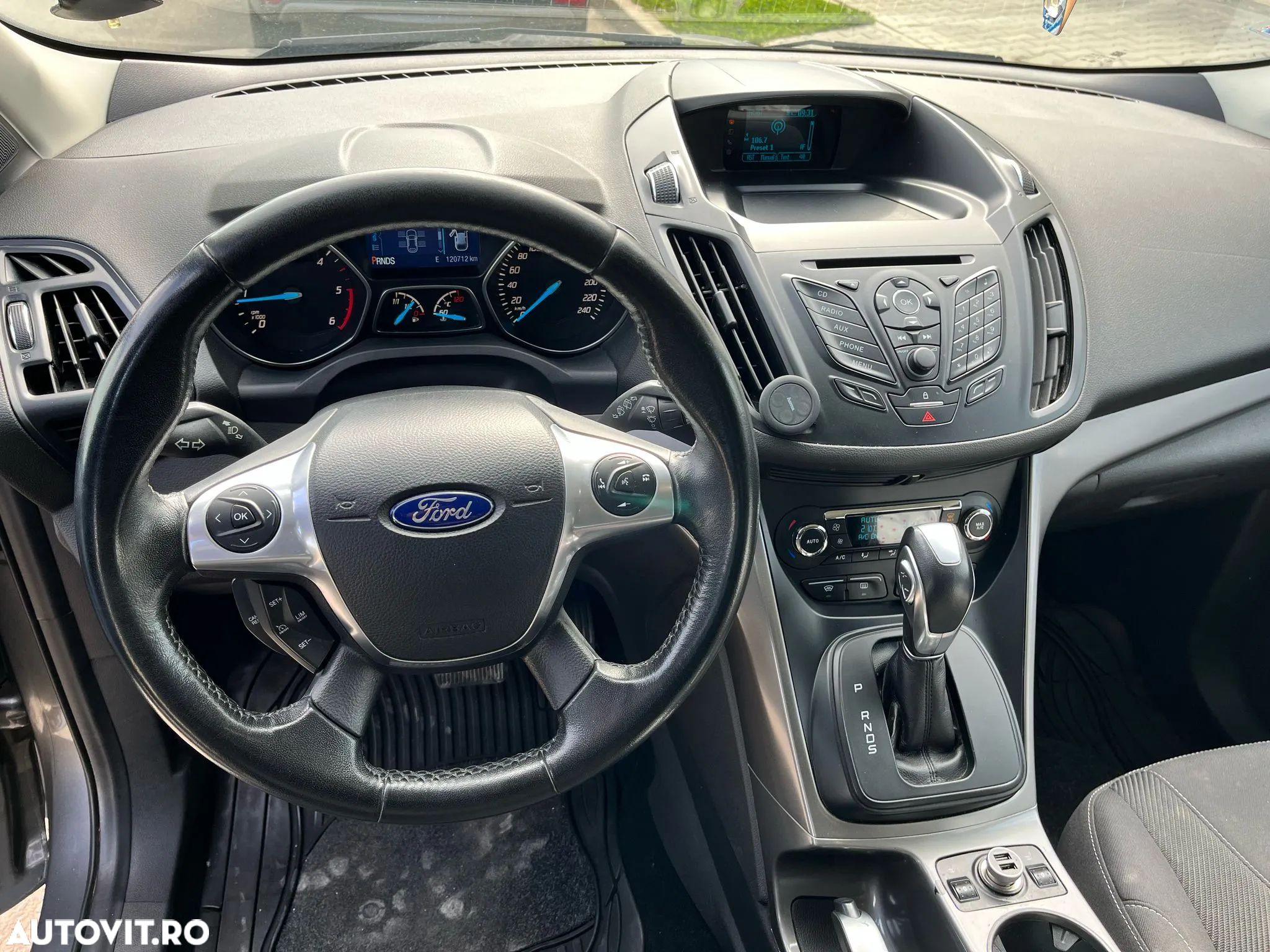 Ford Kuga 2.0 TDCi 4WD Powershift Titanium - 5