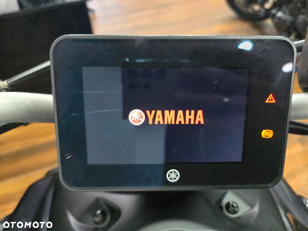 Yamaha MT - 21