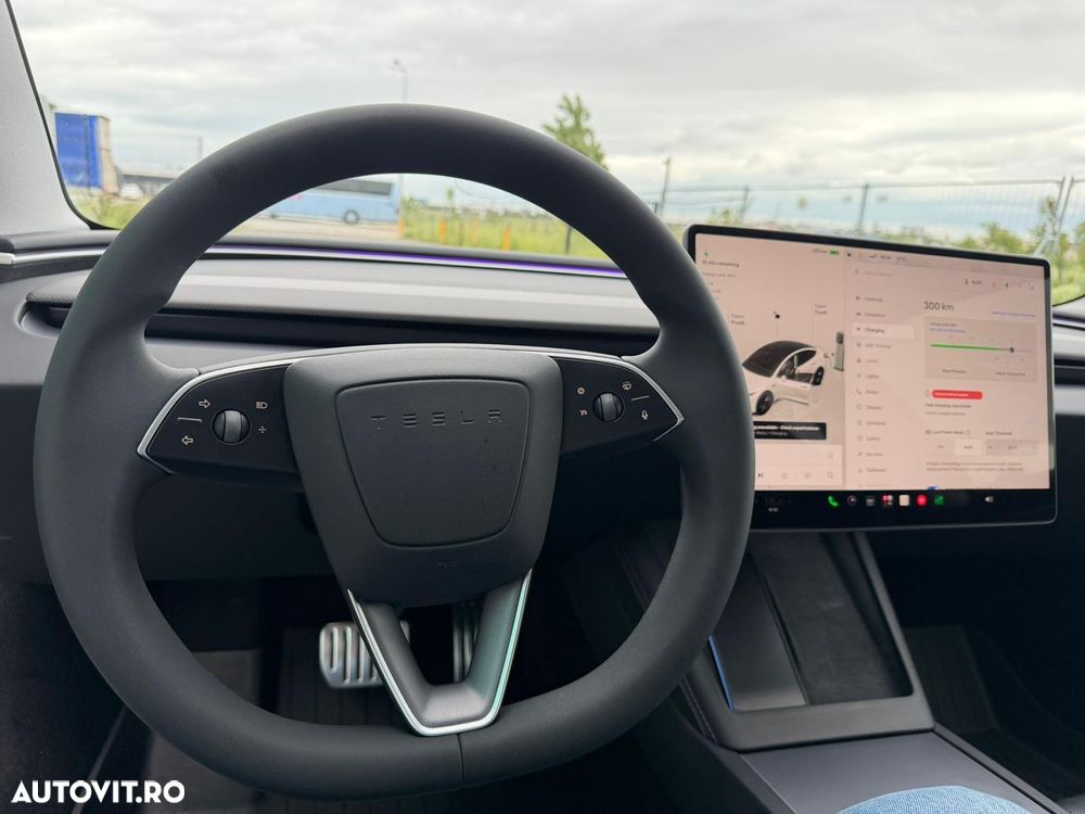 Tesla Model 3 Performance - 8