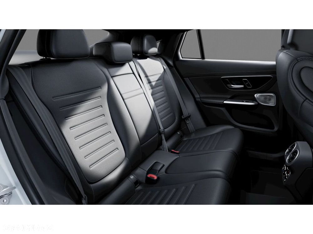 Mercedes-Benz GLC 220 d mHEV 4-Matic AMG Line - 10