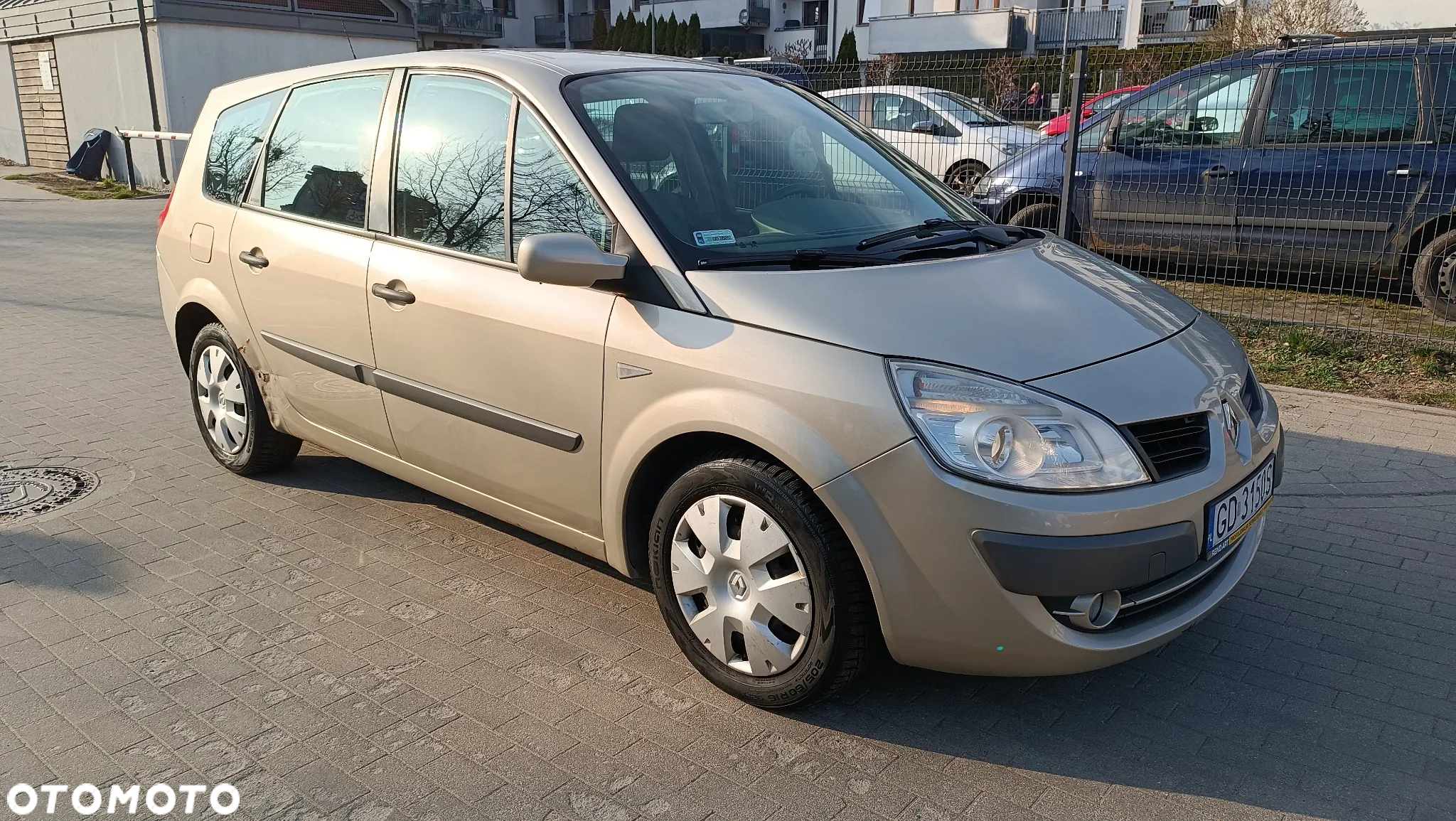 Renault Grand Scenic Gr 1.6 16V Alize - 5
