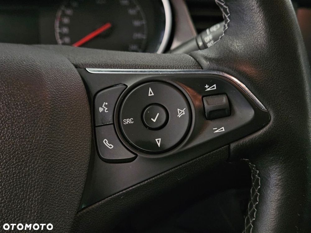 Opel Crossland X - 17