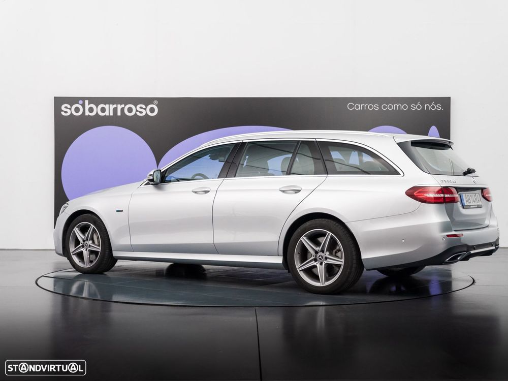 Mercedes-Benz E 300 de AMG Line - 4