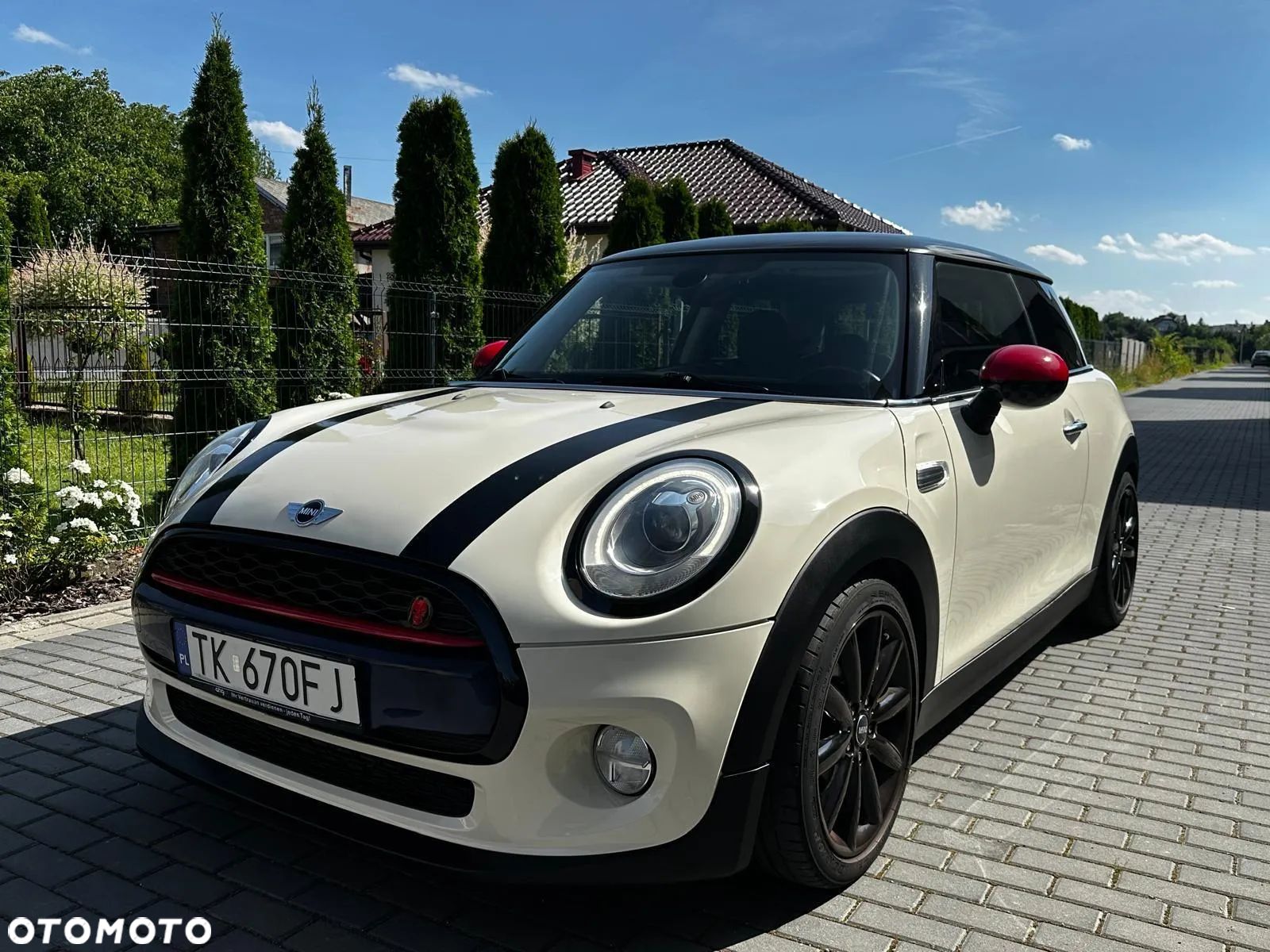 MINI Cooper Standard - 1