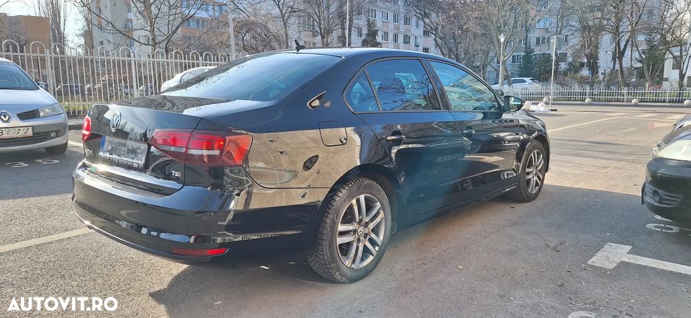 Volkswagen Jetta 1.2 TSI Comfortline - 14