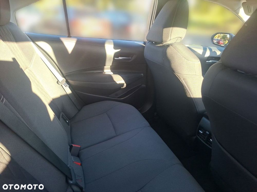 Toyota Corolla - 10