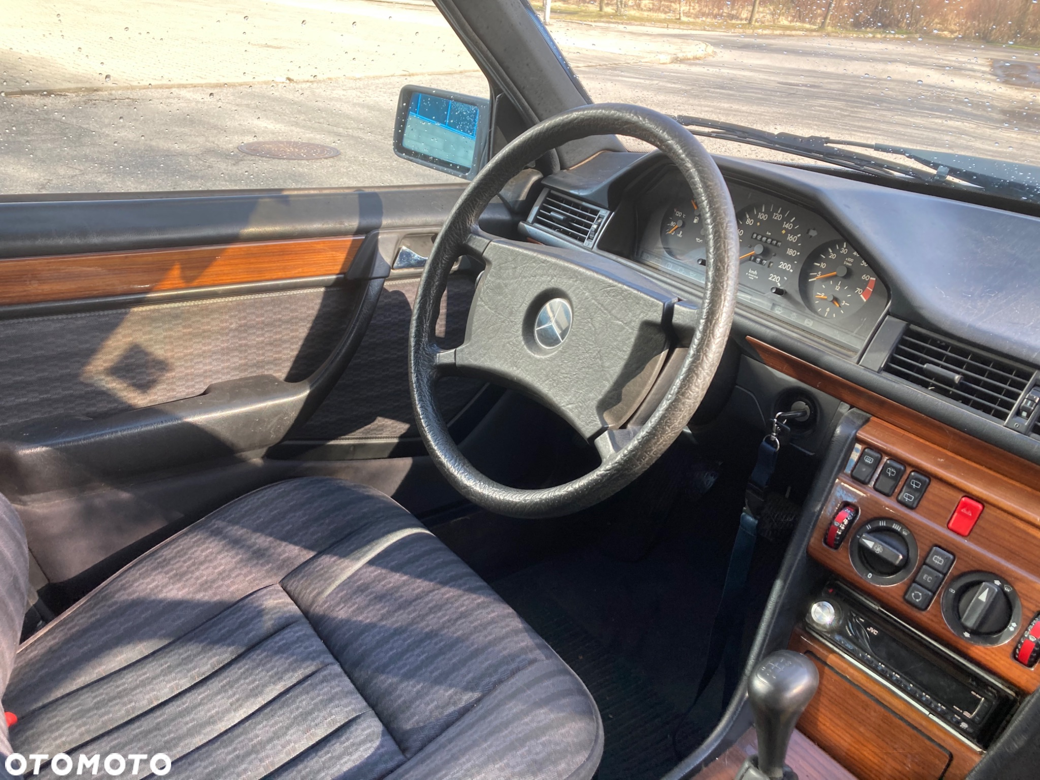 Mercedes-Benz W124 (1984-1993) - 7