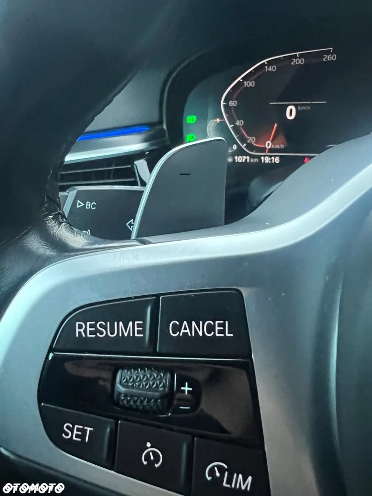 BMW Seria 5 520d xDrive M Sport sport - 24