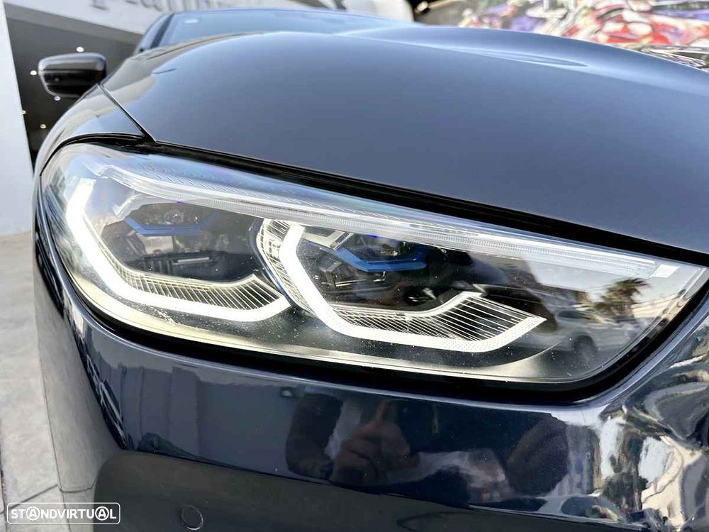 BMW M850i xDrive - 39