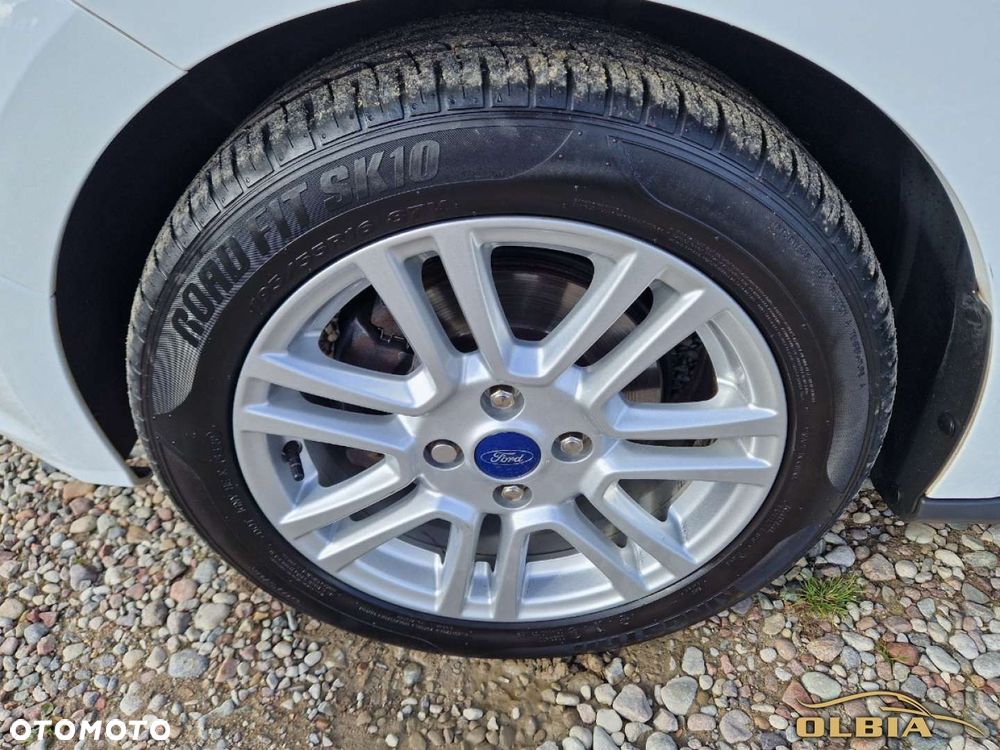 Ford Tourneo Courier - 32