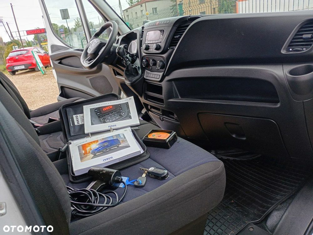 Iveco Daily 35S14 - 14