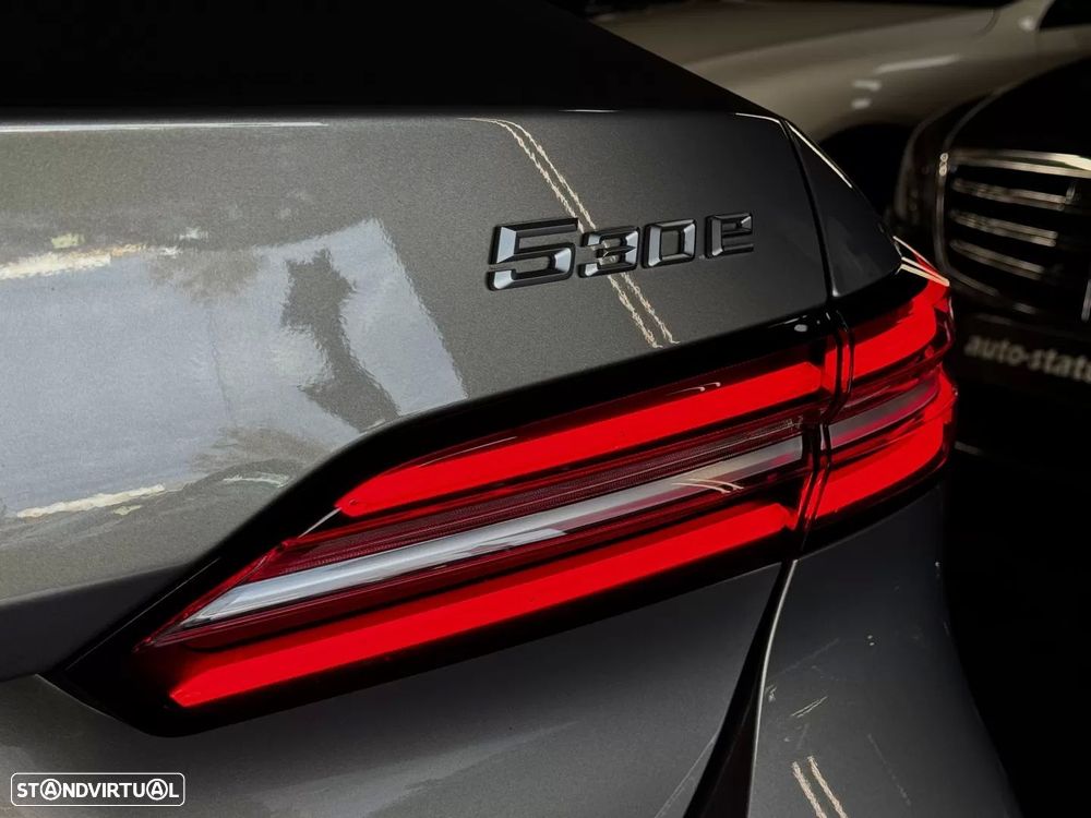 BMW 530 e - 15