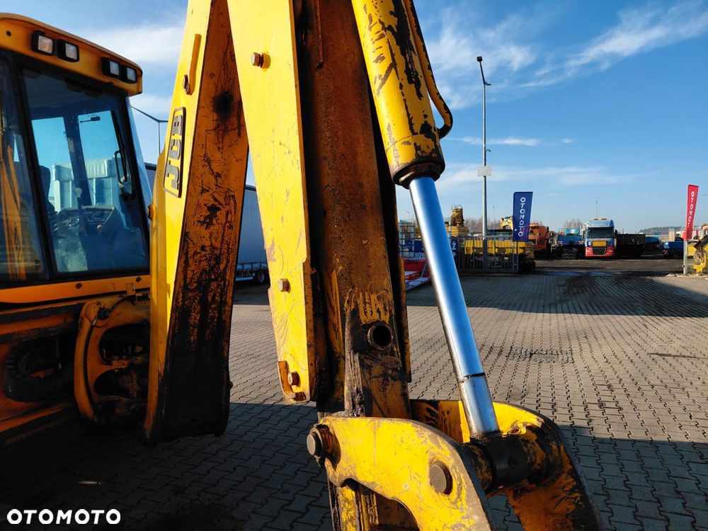 JCB 4 CX - 26