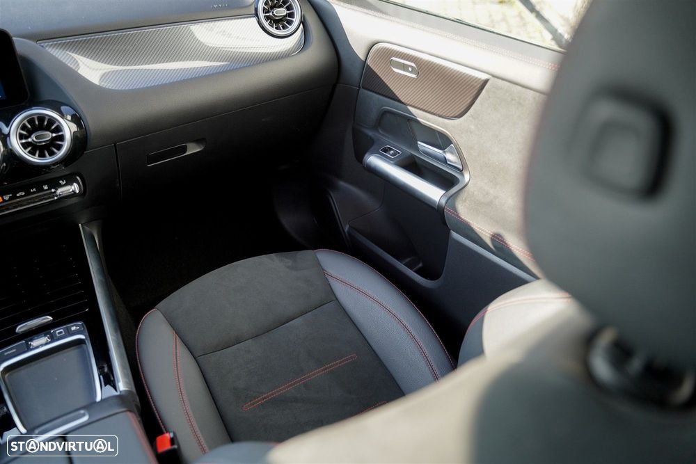 Mercedes-Benz GLA 250 e AMG Line - 28