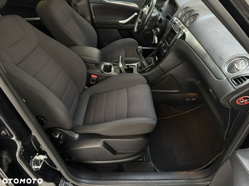 Ford S-Max 2.0 TDCi DPF Titanium - 17
