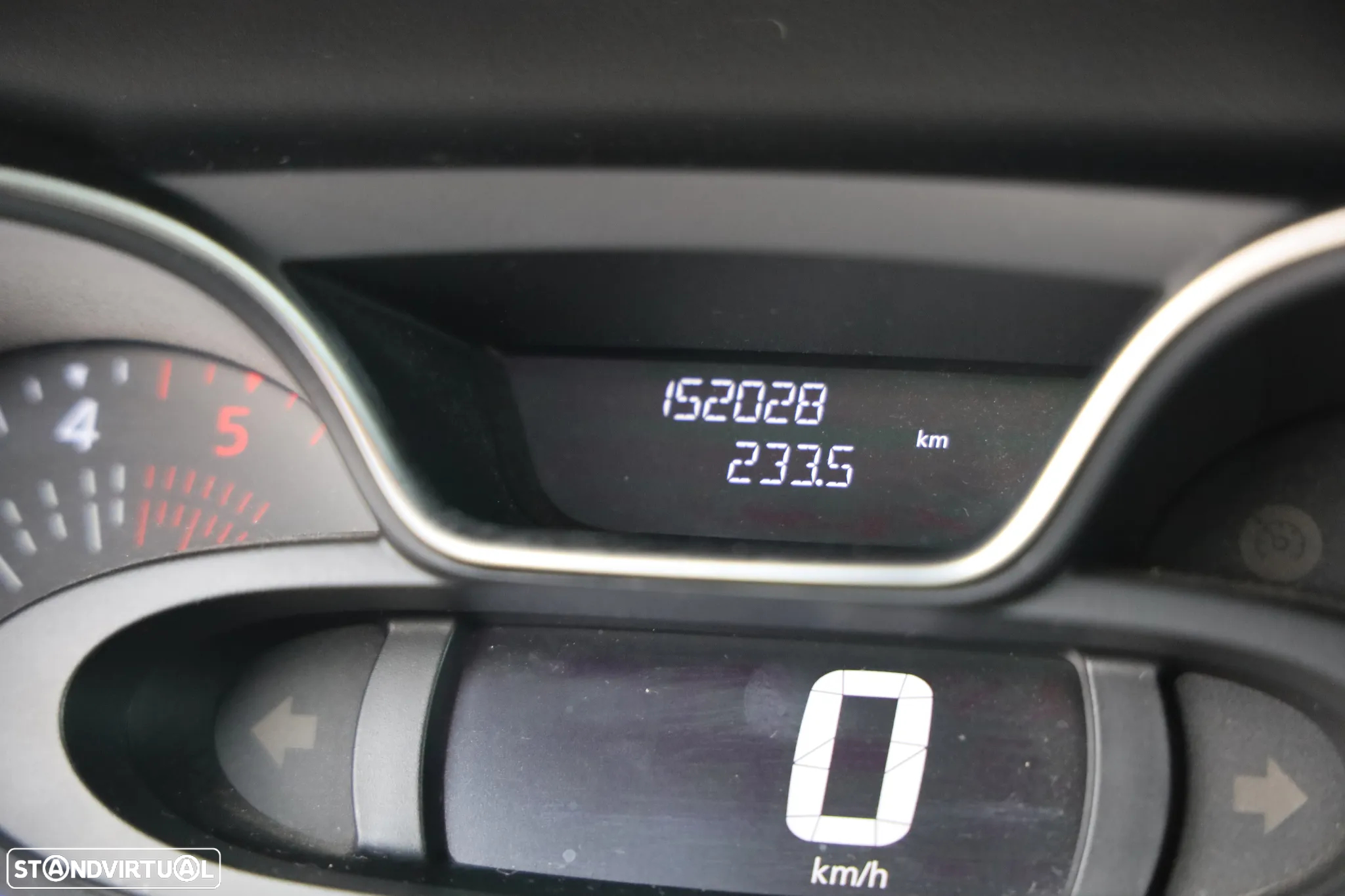 Renault Captur 1.5 dCi Exclusive - 25