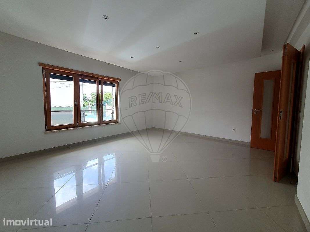 Apartamento T4 para venda - Grande imagem: 2/27