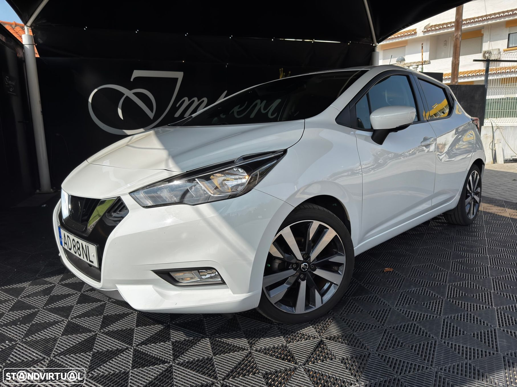 Nissan Micra 1.0 IG-T Tekna Plus - 23