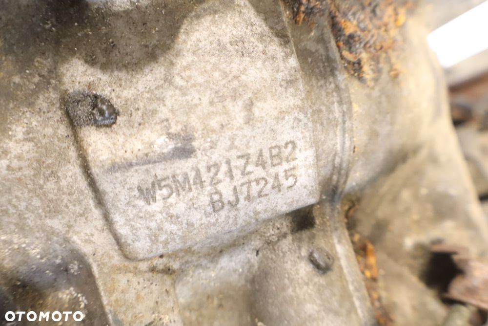 SKRZYNIA BIEGÓW 5 BIEGOWA MITSUBISHI OUTLANDER I 2.0 BJ7245 - 6