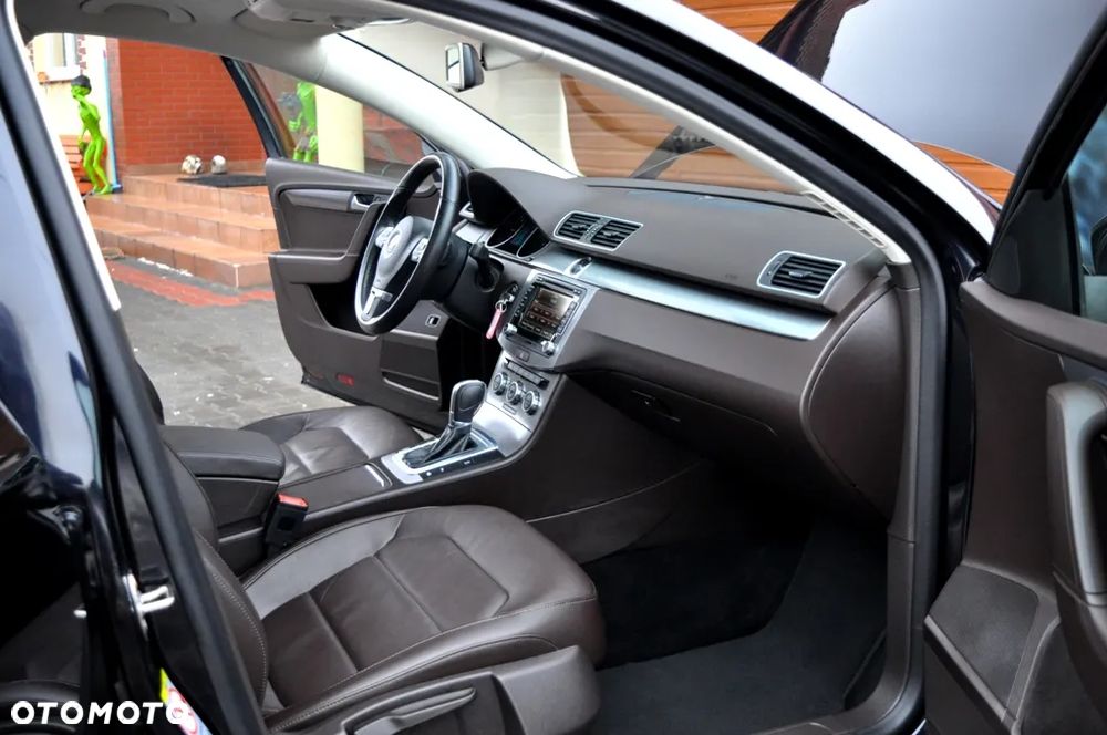 Volkswagen Passat 2.0 TDI Highline DSG - 10