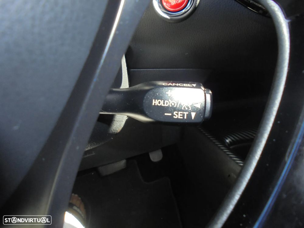 Toyota C-HR 1.8 HSD Exclusive+P.Luxury - 11