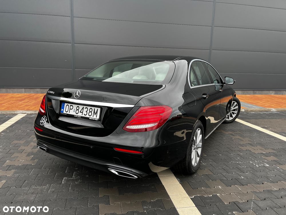Mercedes-Benz Klasa E 200 d Business Edition 9G-TRONIC - 12