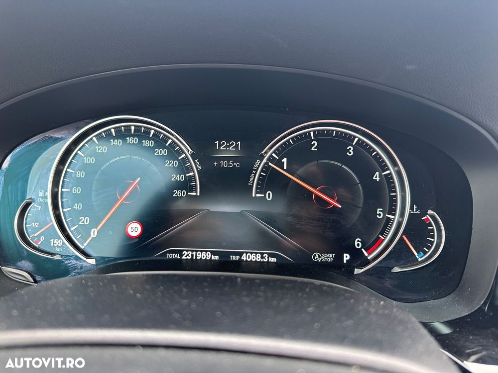 BMW Seria 5 520d xDrive Aut. - 12