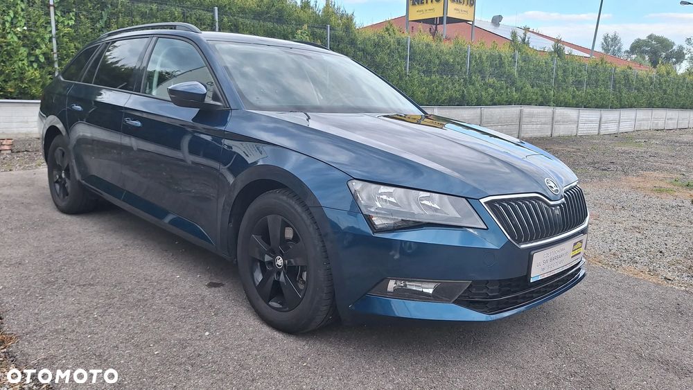 Skoda Superb 1.6 TDI Ambition - 3