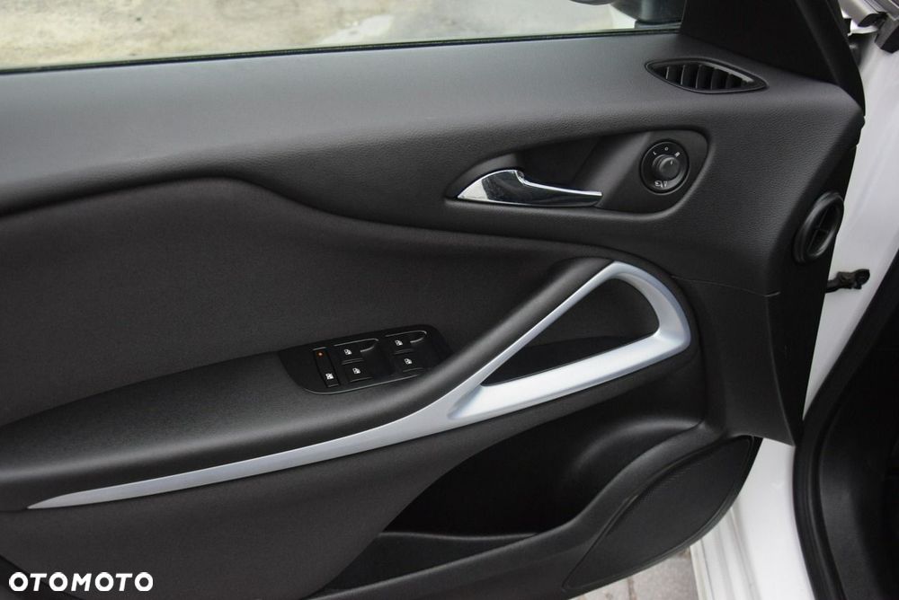 Opel Zafira 1.4 Turbo (ecoFLEX) Start/Stop ON - 34