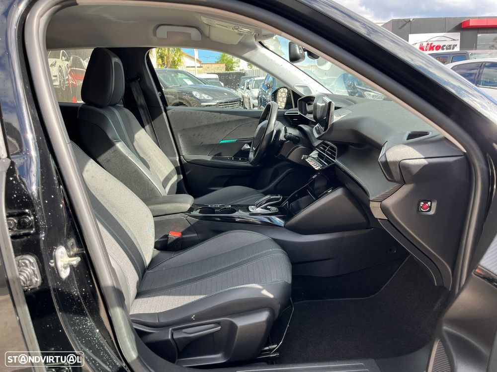 Peugeot 2008 BlueHDi 130 EAT8 Allure Pack - 51