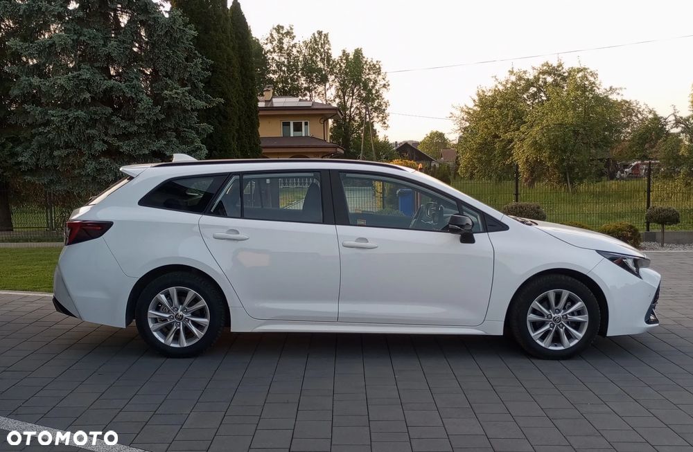 Toyota Corolla 1.8 Hybrid Comfort - 7