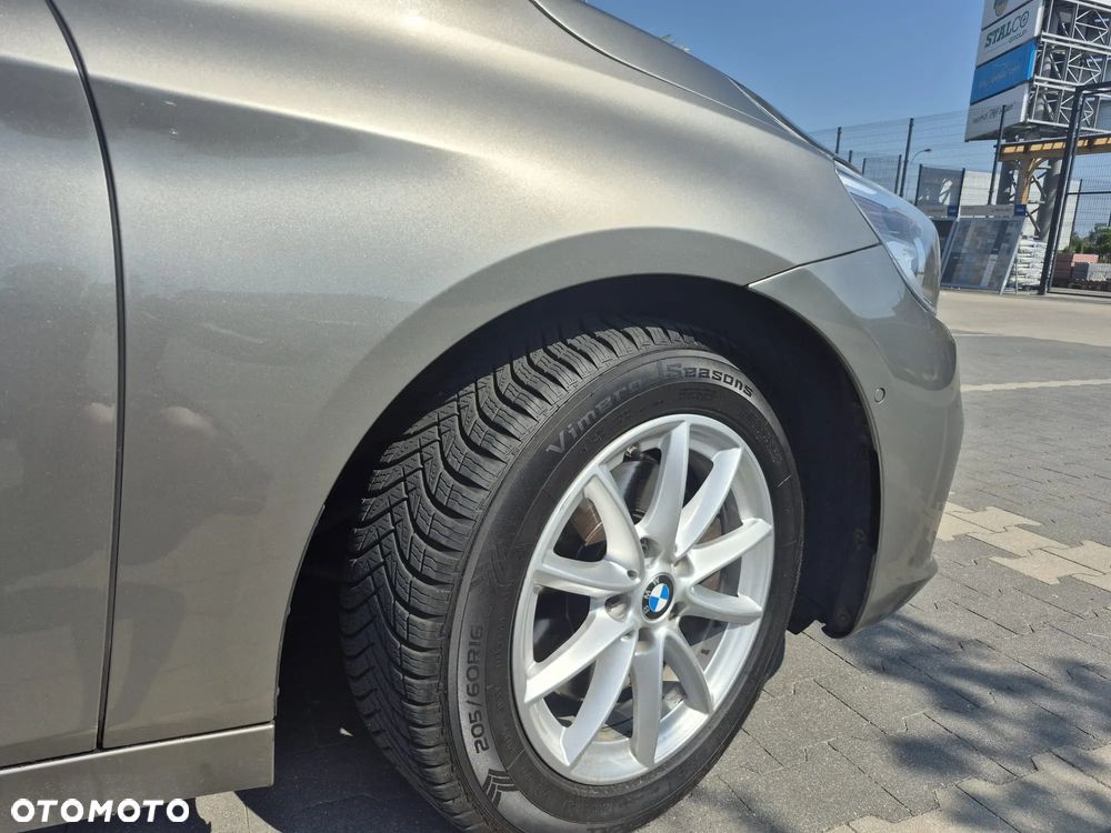 BMW Seria 2 218i - 20