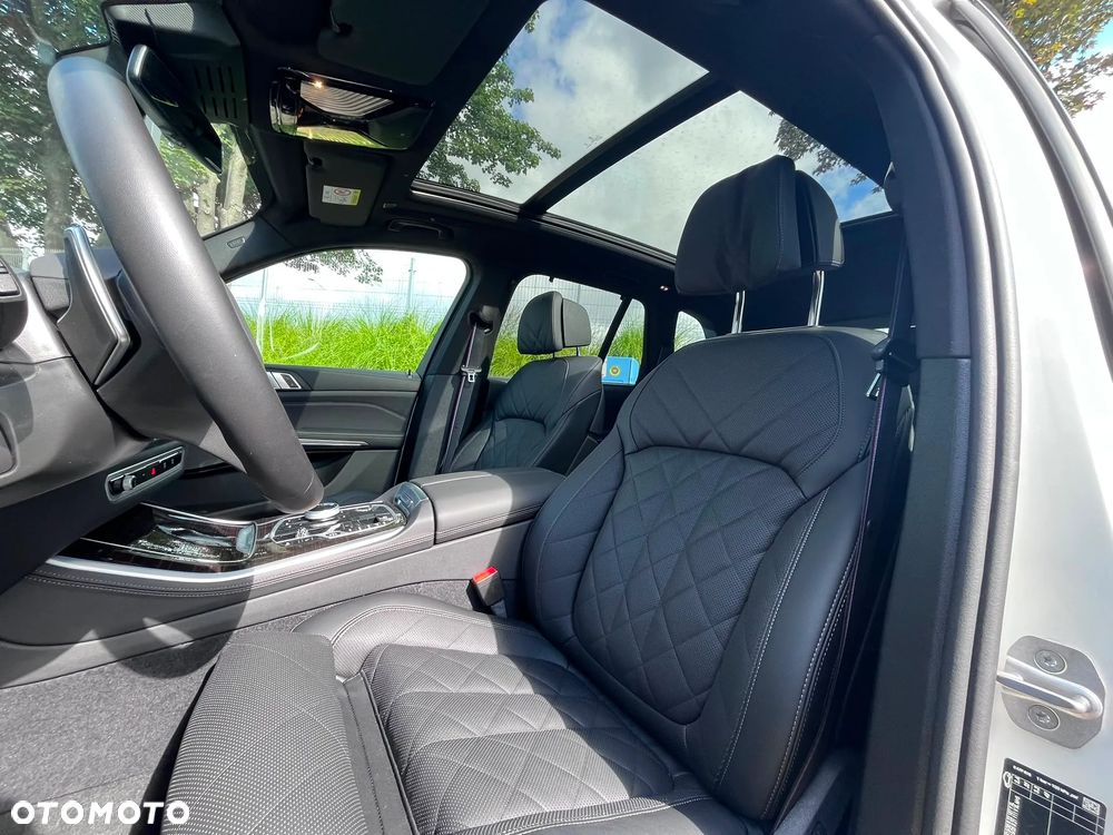 BMW X5 xDrive30d mHEV - 12