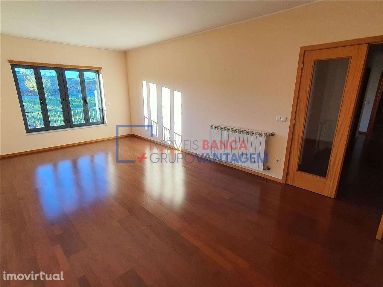Apartamento, para venda, Vila Nova de Gaia - Oliveira do Douro - Grande imagem: 4/8