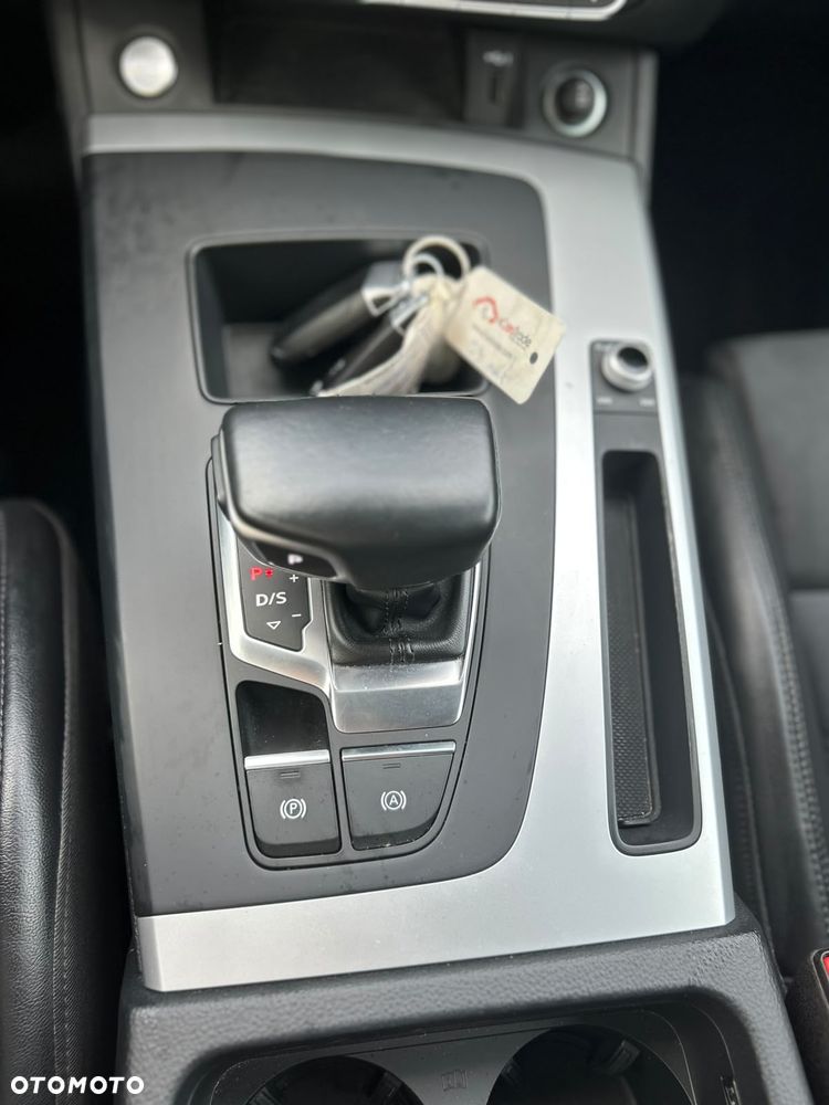 Audi Q5 40 TDI quattro S tronic sport - 25