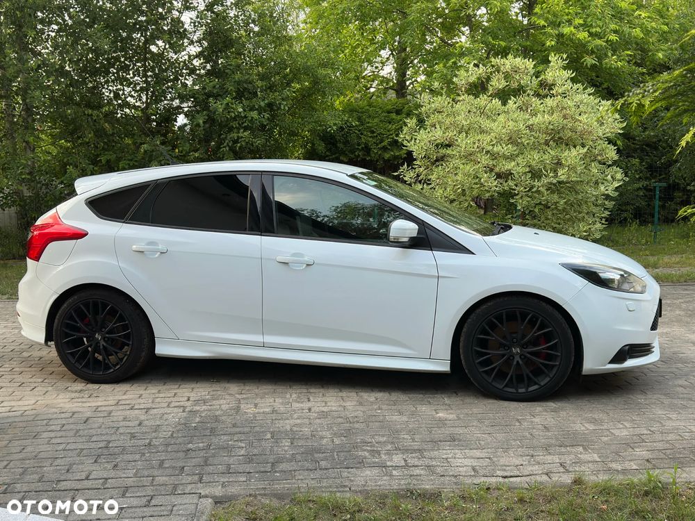 Ford Focus 2.0 EcoBoost ST - 6