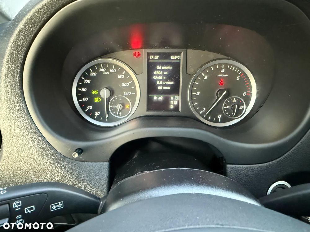 Mercedes-Benz Vito - 39