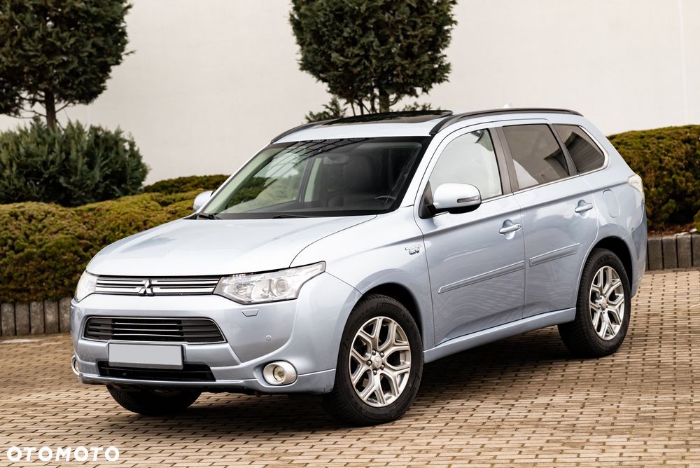 Mitsubishi Outlander 2.0 4WD Plus - 8