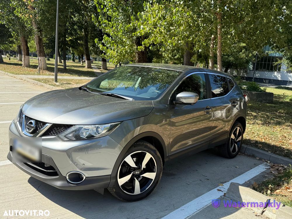 Nissan Qashqai - 1