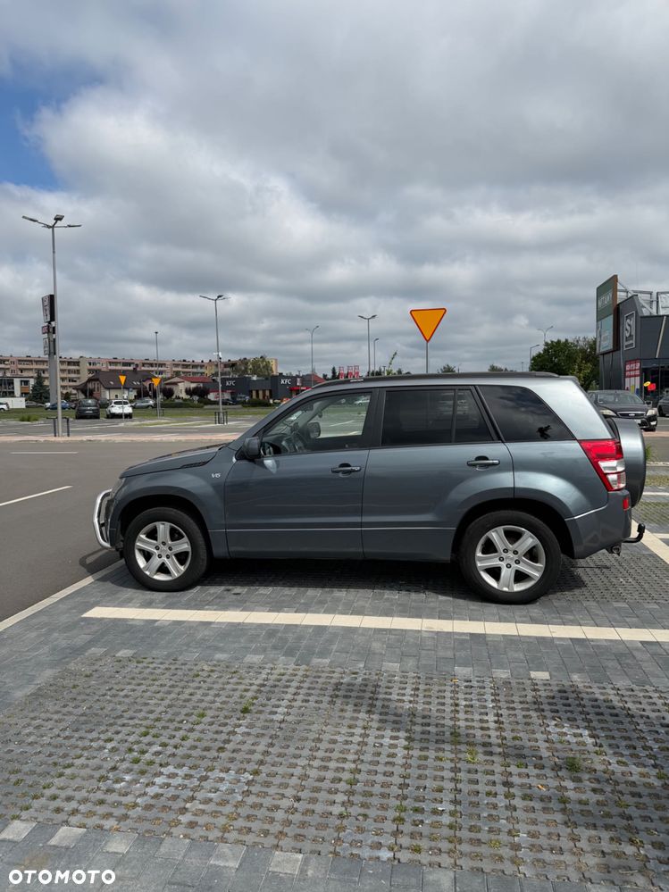 Suzuki Grand Vitara - 3