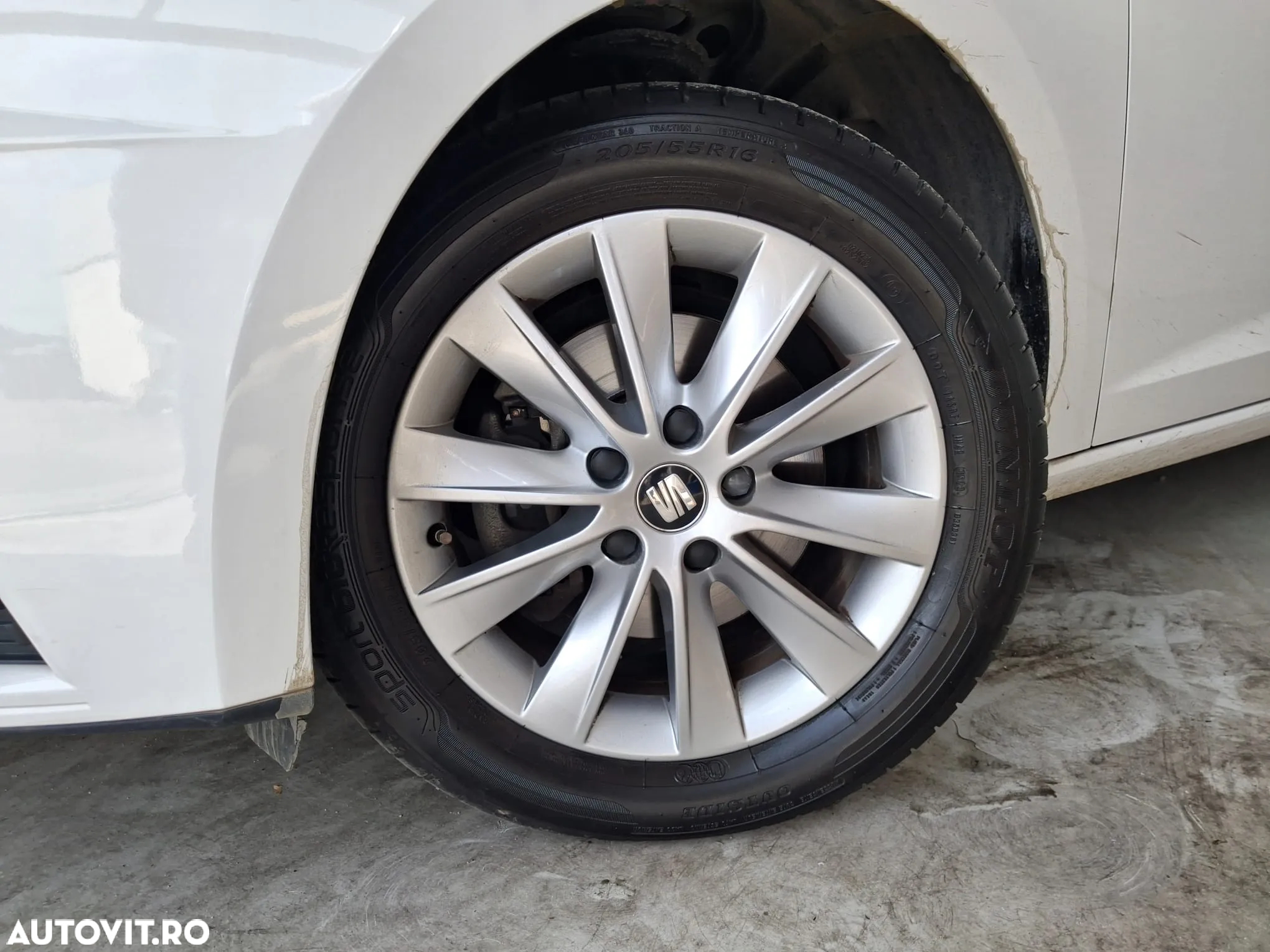 Seat Leon 1.6 TDI Style - 4