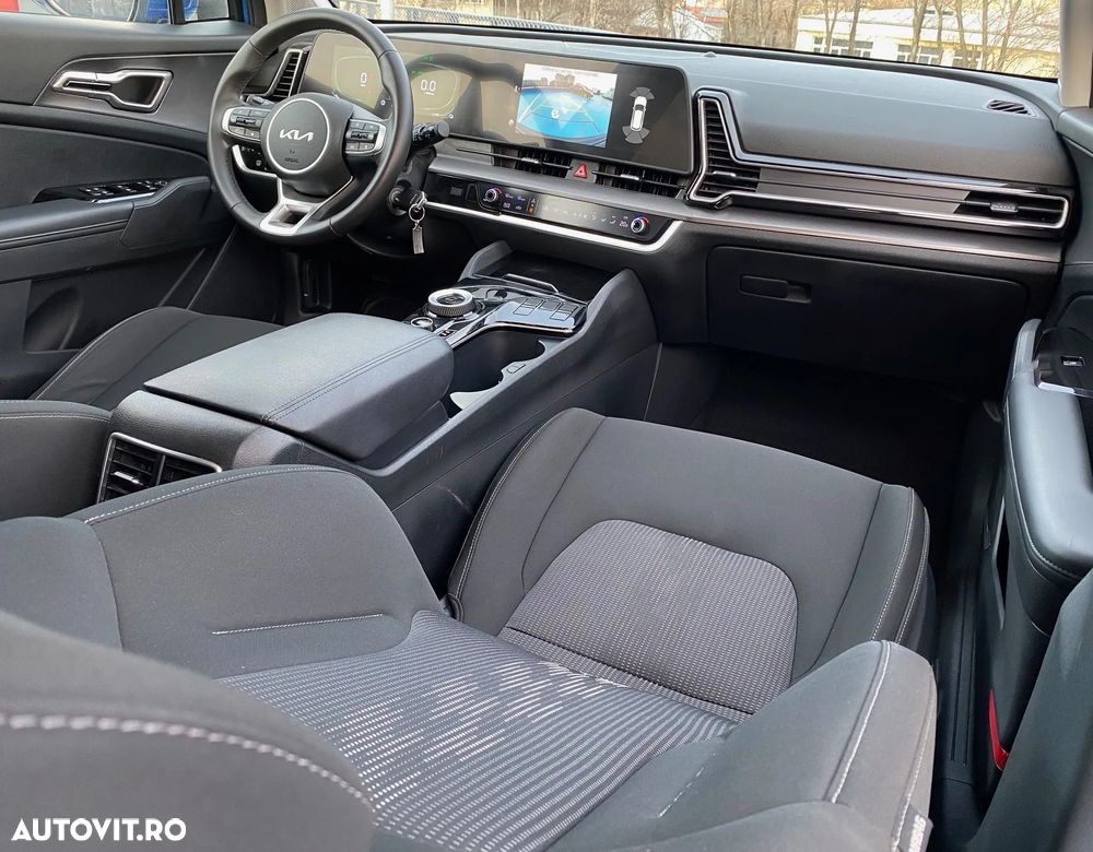 Kia Sportage 1.6 T-GDI HEV 6AT 4x2 Business Line - 4