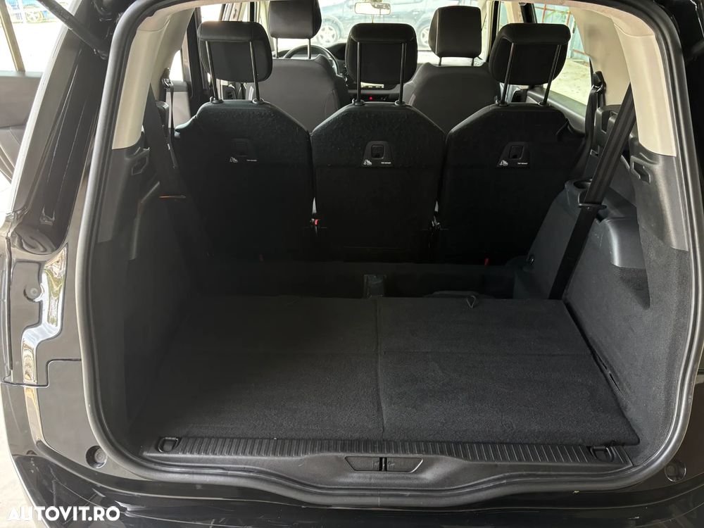 Citroën C4 Grand Space Tourer - 11