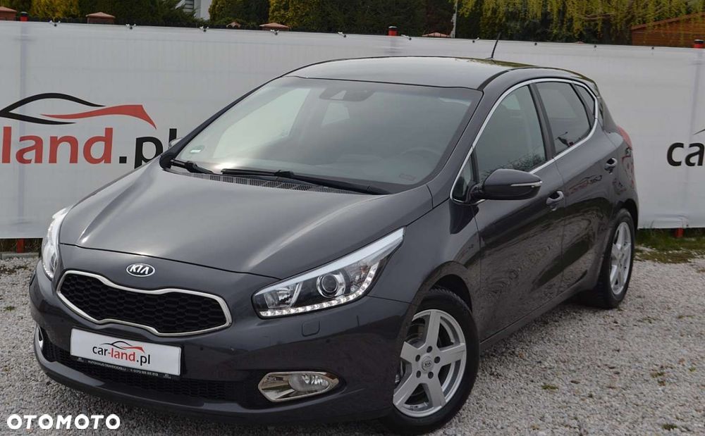 Kia Ceed 1.6 GDI DCT Platinum Edition - 8