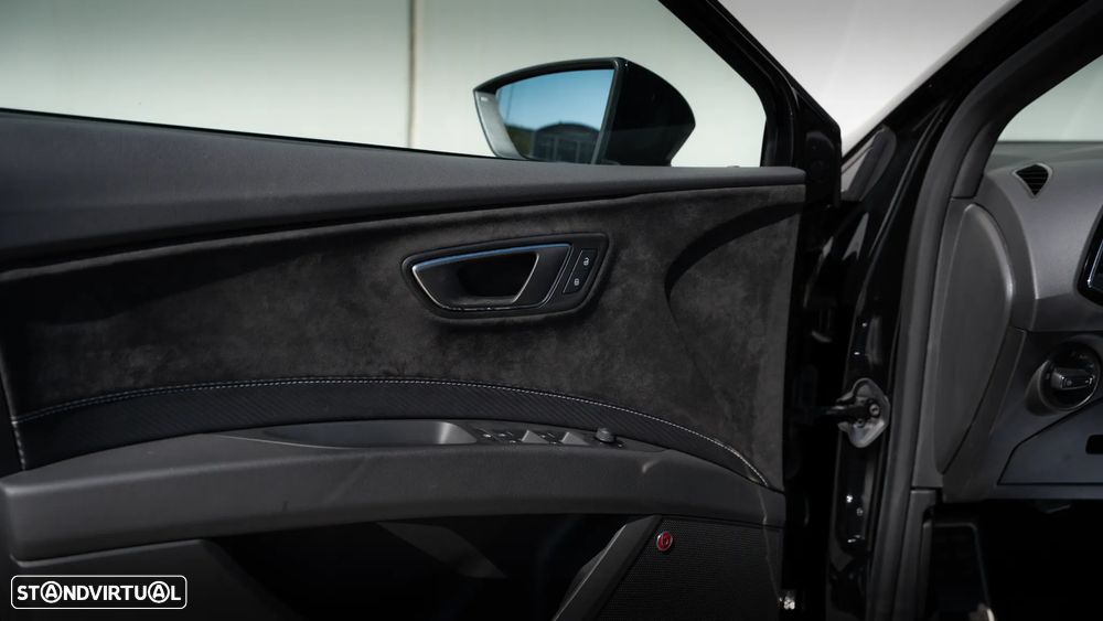 SEAT Leon 2.0 TSI Cupra DSG S/S - 33