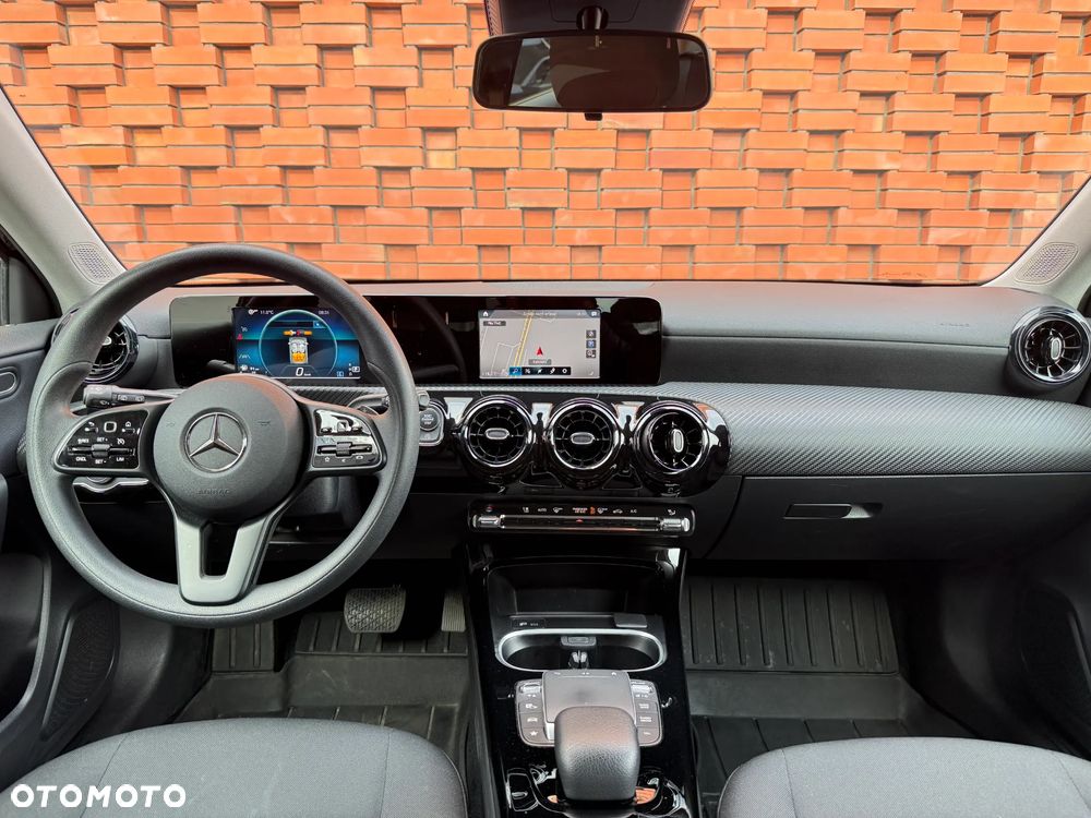 Mercedes-Benz Klasa A 200 d 4Matic 8G-DCT - 15