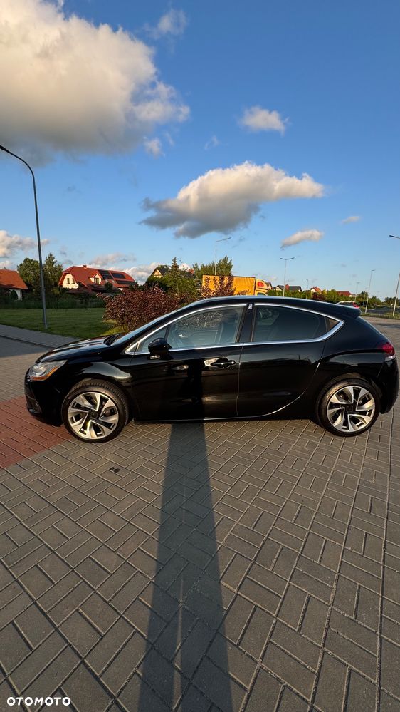 Citroën DS4 BlueHDi 120 S&S SoChic - 8